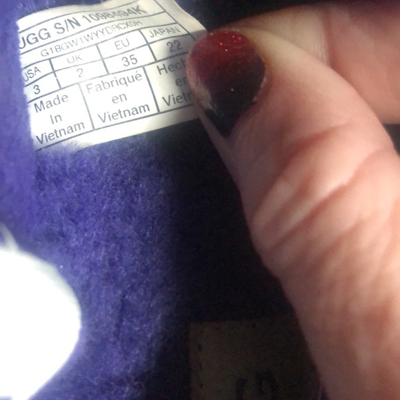 😎 Girls Fluff Yeah UGG slippers - Picture 10 of 12